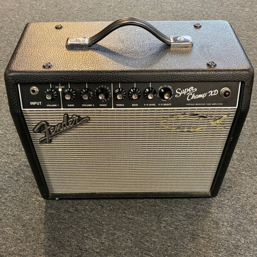 Vist Large View of Product Image Which is Used Fender SUPER CHAMP XD 1 x 10 Solid State Amplifier 1 x 10
