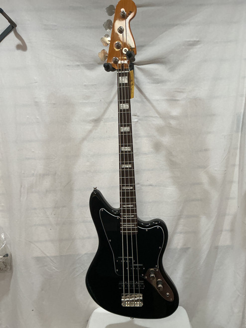Vist Large View of Product Image Which is Used Squier JAGUAR PJ BASS P Type Bass Guitar Black 4-String