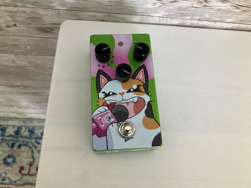 Vist Large View of Product Image Which is Used B MUSIC MEOWDULATOR Pedal