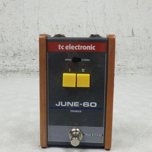 Vist Large View of Product Image Which is Used TC Electronic JUNE 60 CHORUS Chorus Pedal