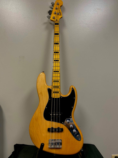 Vist Large View of Product Image Which is Used Squier CLASSIC VIBE 70S JAZZ BASS J Type Bass Guitar Natural 4-String