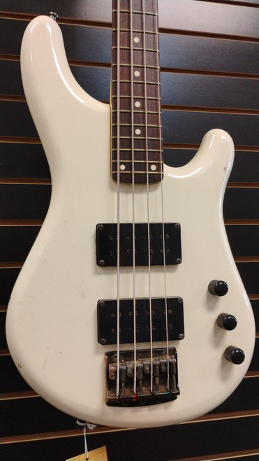 Vist Large View of Product Image Which is Used Ibanez RB850 ROADSTAR II Vintage P Type Bass Guitar White 4-String