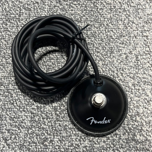 Vist Large View of Product Image Which is Used FENDER SINGLE BUTTON FOOTSWITCH
