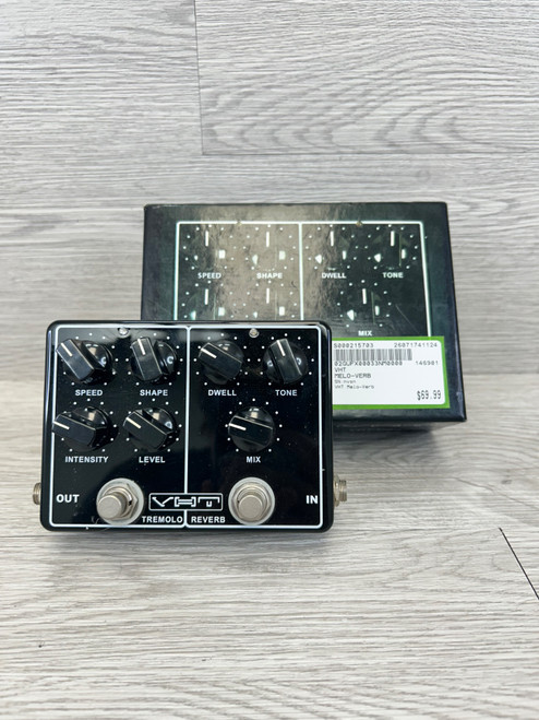 Vist Large View of Product Image Which is Used VHT MELO-VERB Tremolo Pedal