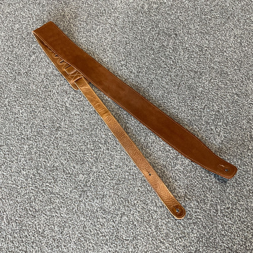 Vist Large View of Product Image Which is Used PERRI'S 2.5" Leather Guitar Strap