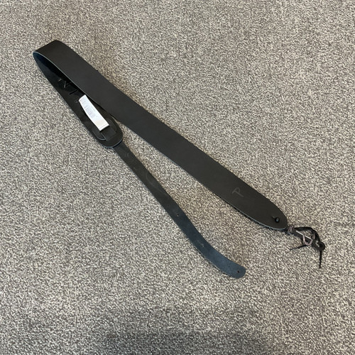 Vist Large View of Product Image Which is Used PERRI'S 2.5" Black Leather Guitar Strap