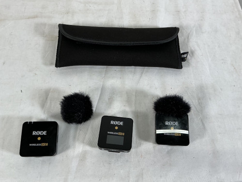Vist Large View of Product Image Which is Used Rode WIRELESS GO II SYSTEM Wireless Microphone