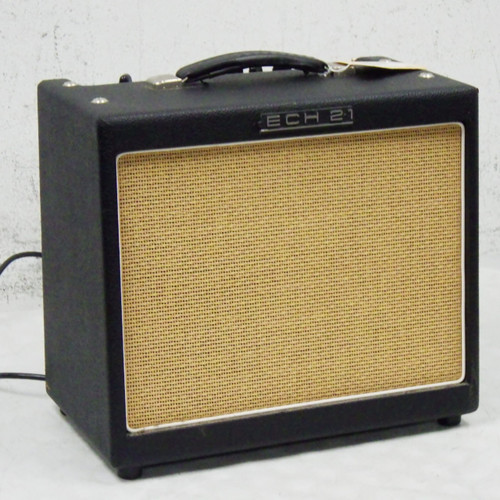 Vist Large View of Product Image Which is Used Tech 21 TRADEMARK 10 1 x 8 Solid State Amplifier 1 x 8