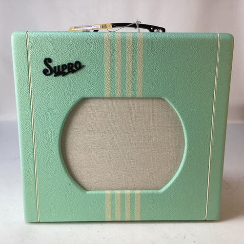 Vist Large View of Product Image Which is Used Supro DELTA KING 12 1 x 12 Tube Combo Amplifier 1 x 12