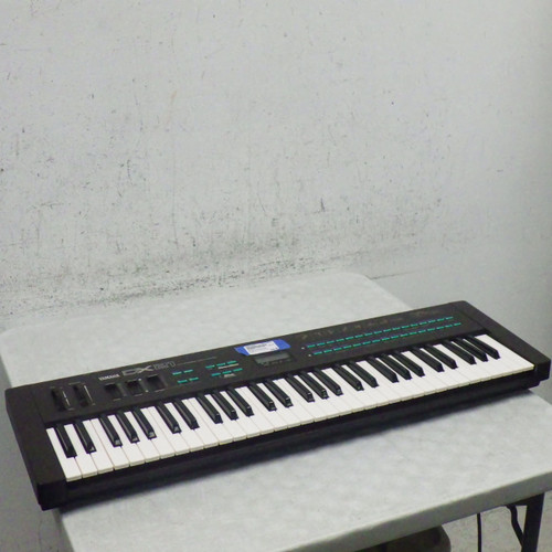Vist Large View of Product Image Which is Used Yamaha DX-21 SYNTHESIZER Vintage 61-Key Keyboard 61-Key