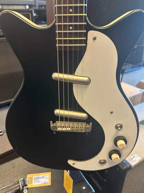 Vist Large View of Product Image Which is Used Danelectro STOCK 59 DC Double Cut Electric Guitar Black 6-String