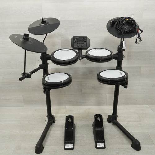 Vist Large View of Product Image Which is Used Donner DED-80 Electronic Drum Kit