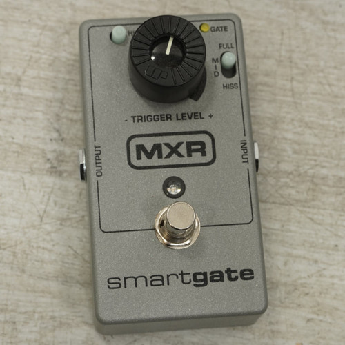 Vist Large View of Product Image Which is Used MXR M135 Smart Gate Noise Reduction Pedal