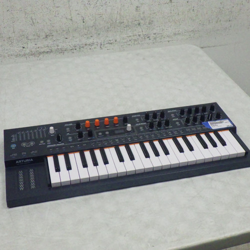 Vist Large View of Product Image Which is Used Arturia MINIFREAK 25-Key Synthesizer 25-Key