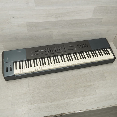 Vist Large View of Product Image Which is Used M-audio Oxygen 88 88-key Controller - Local Pickup Only