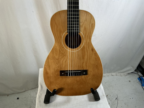 Vist Large View of Product Image Which is Used Harmony CUSTOM CLASSIC CLASSICAL Laminate Top Acoustic Guitar Natural