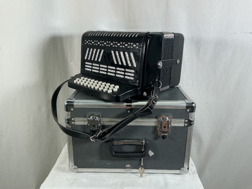Vist Large View of Product Image Which is Used MORELLI BUTTON ACCORDION Accordion