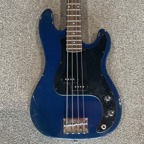 Vist Large View of Product Image Which is Used SILVERTONE SSLB-11 Bass Guitar