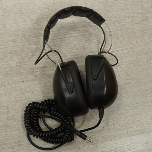 Vist Large View of Product Image Which is Used Vic Firth SIH2 Headphones