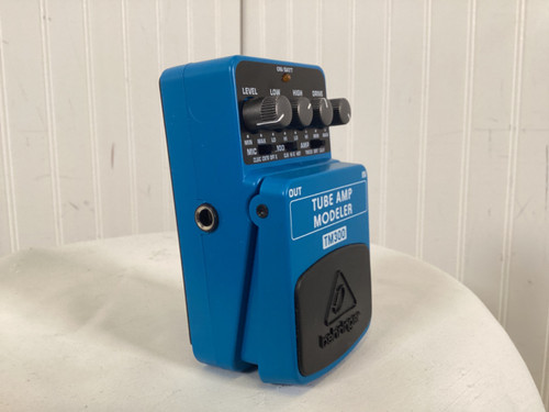 Vist Large View of Product Image Which is Used Behringer TM300 Guitar PreAmp Pedal