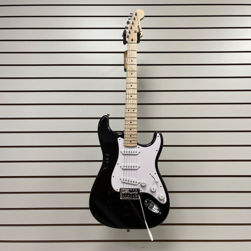 Vist Large View of Product Image Which is Used Squier SONIC STRAT B-STOCK S Type Electric Guitar Black 6-String