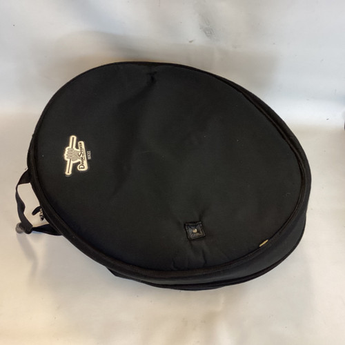 Vist Large View of Product Image Which is Used Humes & Berg DRUM SEEKER 18X22 BAG Drum Bag