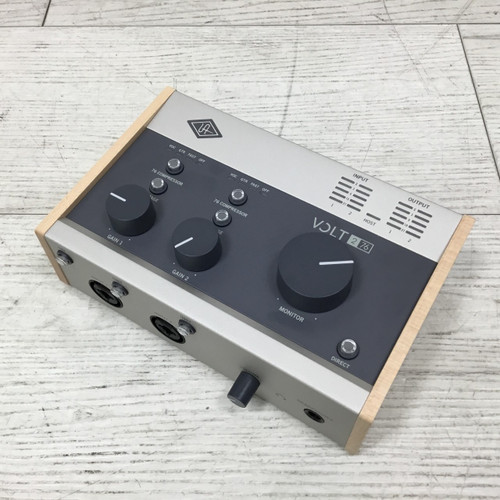 Vist Large View of Product Image Which is Used Universal Audio Volt 276 USB C Audio Interface 2 A/D Recording Inputs