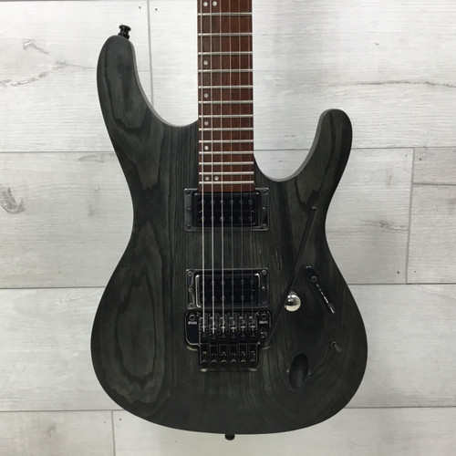 Vist Large View of Product Image Which is Used Ibanez PMW10 Paul Waggoner Super S Electric Guitar Black