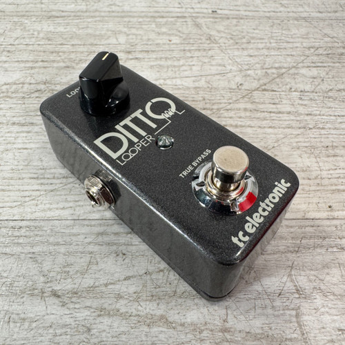 Vist Large View of Product Image Which is Used TC Electronic Ditto Looper Pedal