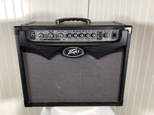 Vist Large View of Product Image Which is Used Peavey VYPYR 30W 1 x 12 Solid State Amplifier 1 x 12