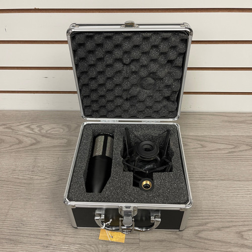 Vist Large View of Product Image Which is Used - Akg P420 W/CASE/SHOCKMOUNT Condenser Microphone