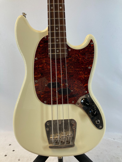 Vist Large View of Product Image Which is Used Squier Mustang P Type Bass Guitar