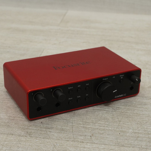 Vist Large View of Product Image Which is Used Focusrite Scarlett 2i2 4th Gen Computer Interface