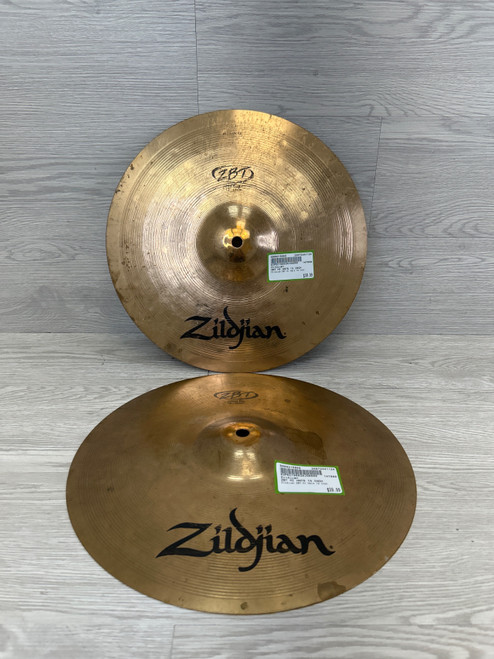 Vist Large View of Product Image Which is Used Zildjian ZBT HI HATS 13 INCH Hi Hat Cymbals 14"