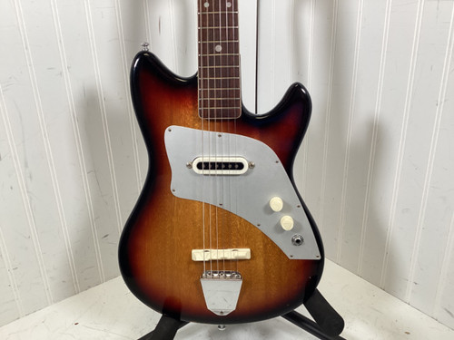 Vist Large View of Product Image Which is Used Kent POLARIS 1 Vintage Offset Dbl Cutaway Guitar Sunburst 6-String