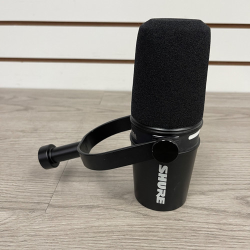 Vist Large View of Product Image Which is Used - Shure MV7 + PODCAST Dynamic Microphone
