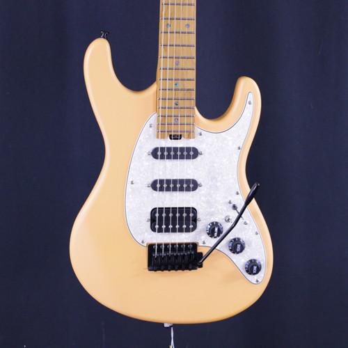 Vist Large View of Product Image Which is Used GROTE HSS S-SHAPED ELEC GUITAR Super S Electric Guitar Pink 6-String