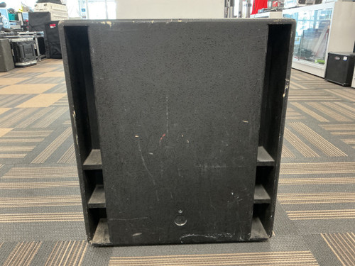 Vist Large View of Product Image Which is Used Mackie THUMP 18S 1200W POWERED SUB Powered Sub