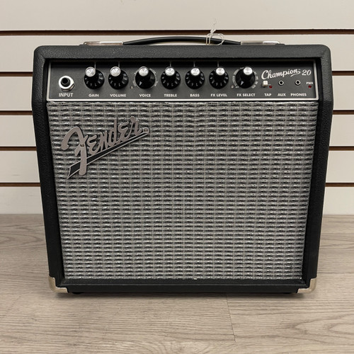 Vist Large View of Product Image Which is Used - Fender CHAMPION 20 1 x 8 Solid State Amplifier 1 x 8
