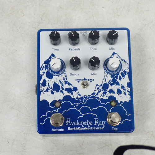 Vist Large View of Product Image Which is Used Earthquaker Devices AVALANCHE RUN Delay Pedal