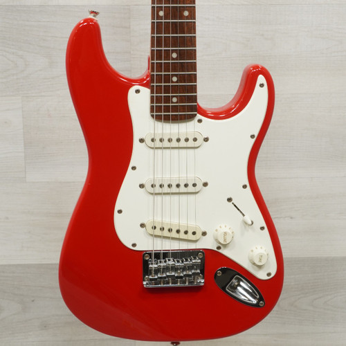 Vist Large View of Product Image Which is Used Squier Mini Stratocaster Electric Guitar Red