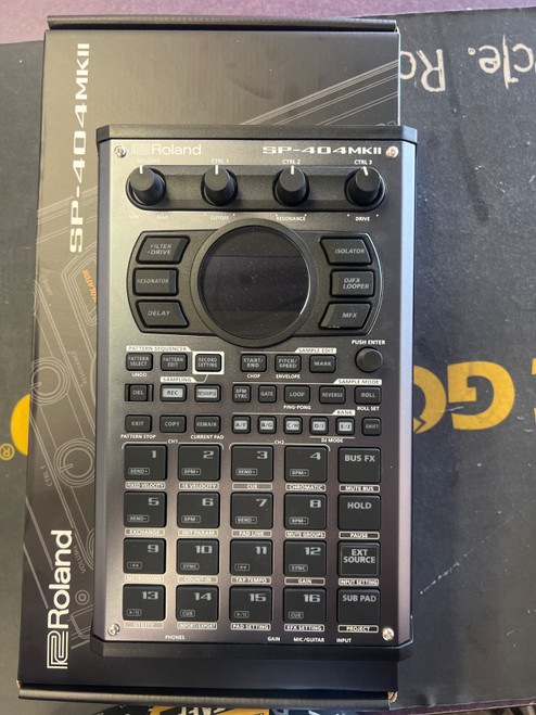 Vist Large View of Product Image Which is Used Roland SP-404MKII Beat Production