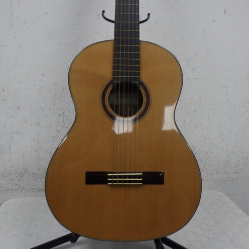 Vist Large View of Product Image Which is Used Om Tae Chang Classical MIK Acoustic Guitar Amber