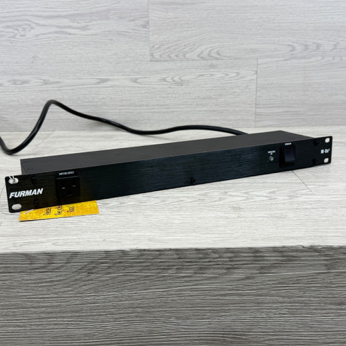 Vist Large View of Product Image Which is Used Furman M-8X2 POWER CONDITIONER Pro Sound Effects Unit