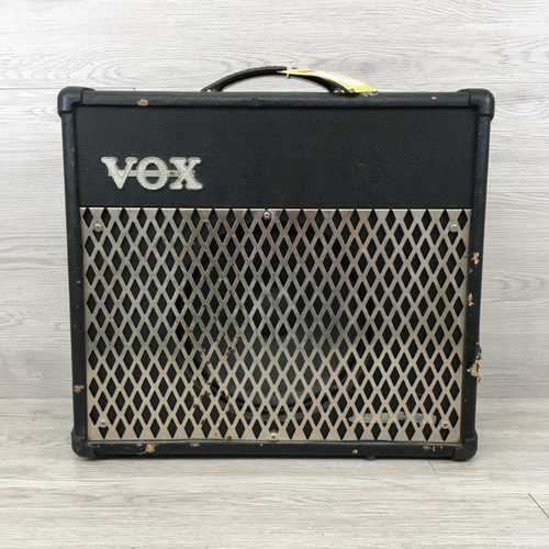 Vist Large View of Product Image Which is Used Vox VT30 AMP 1 x 10 Solid State Amplifier 1 x 10