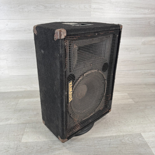 Vist Large View of Product Image Which is Used Yamaha BR12M - 600-watt 12-inch Passive Floor Monitor - Local Pickup Only