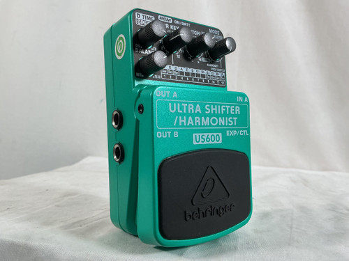 Vist Large View of Product Image Which is Used Behringer US600 ULTRASHIFTER/HARMONIST Pitch Pedal