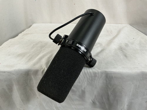 Vist Large View of Product Image Which is Used Shure SM7B DYNAMIC MIC Condenser Microphone