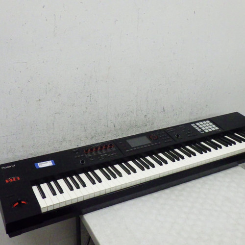Vist Large View of Product Image Which is Used Roland FA-08 88-Key Keyboard 88-key