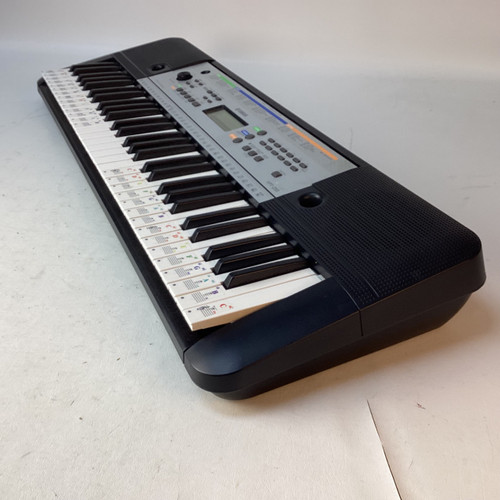 Vist Large View of Product Image Which is Used Yamaha YPT-255 61-Key Keyboard 61-Key